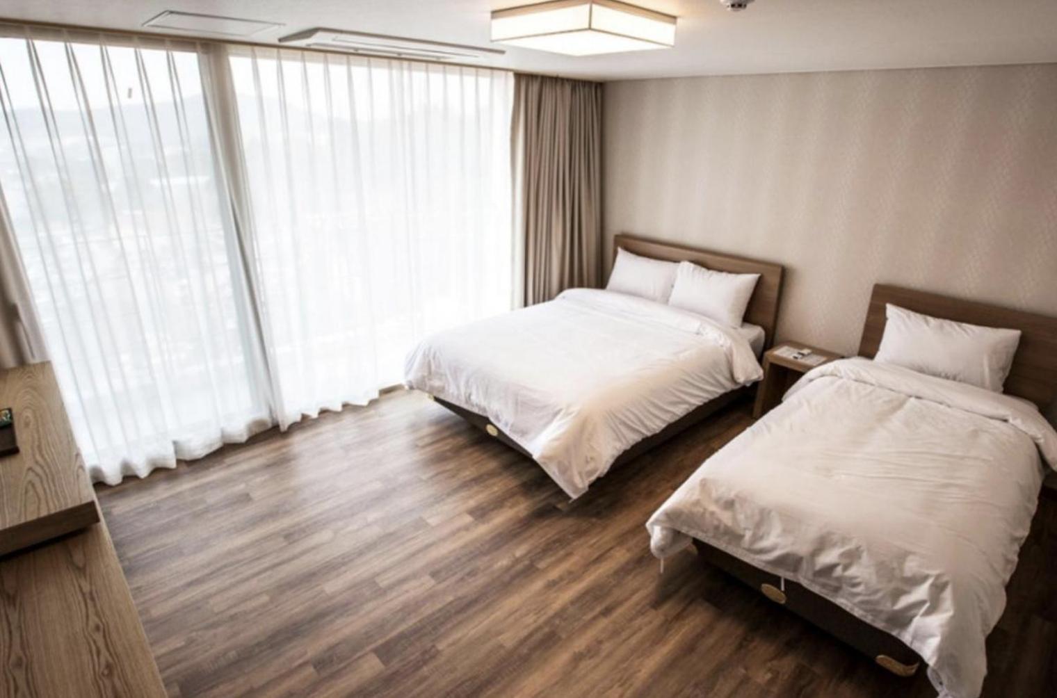 Suave Hotel Seogwipo Extérieur photo