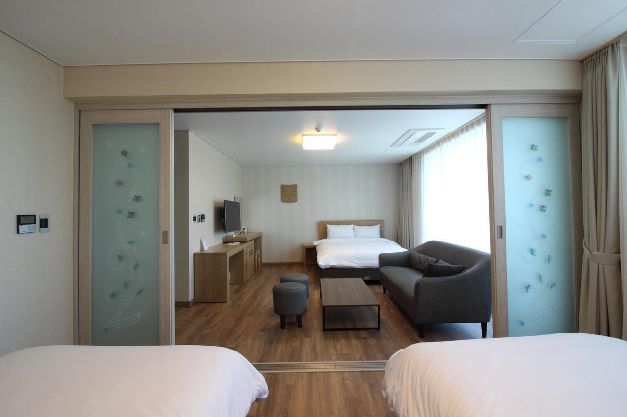 Suave Hotel Seogwipo Extérieur photo